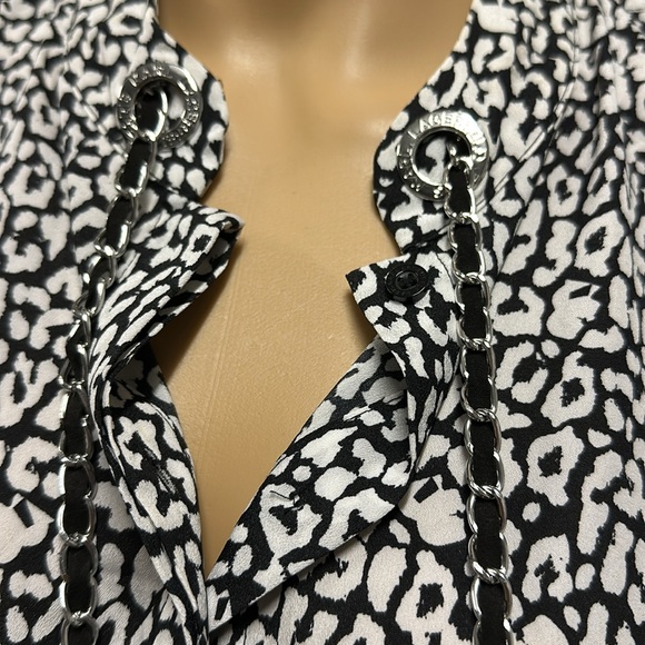 Karl Lagerfeld Sleeveless Black White Button Up Chain Tassel Tie Top Blouse S - Picture 6 of 11